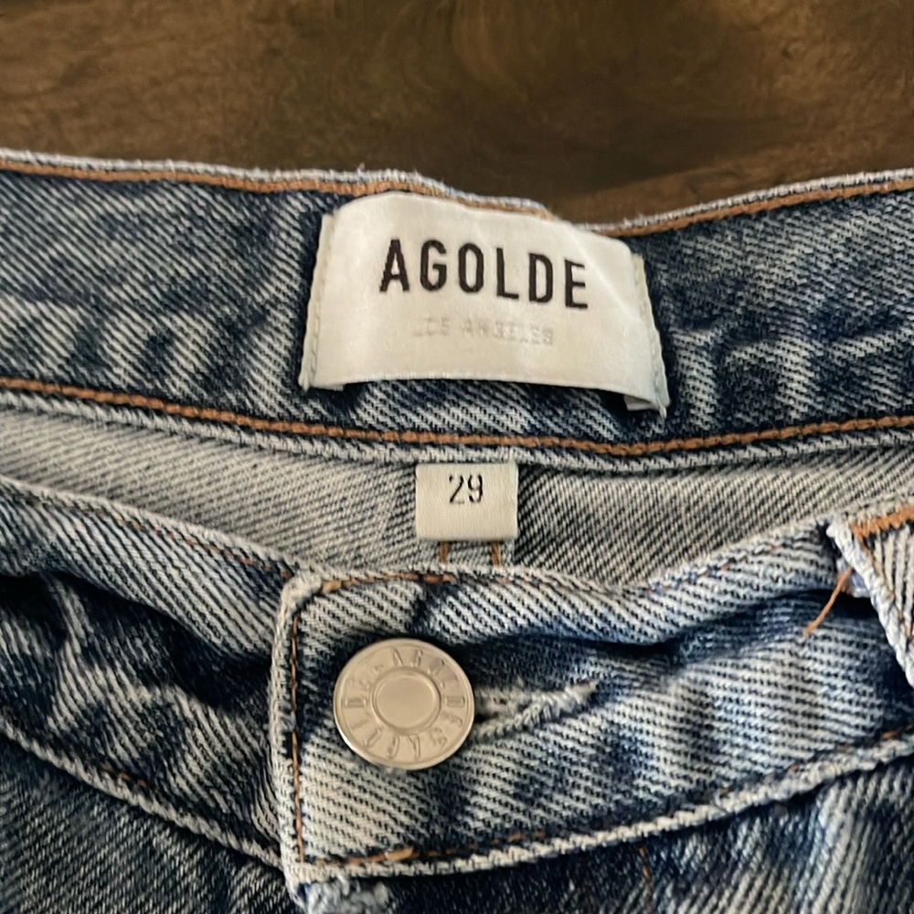 Pre-loved AGOLDE Riley Size 29 w/Distressing Crop Button Fly - Picture 4 of 8